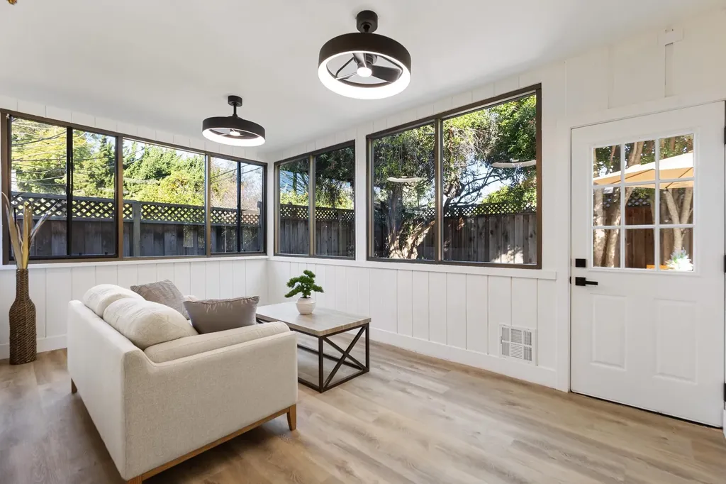 38952 Emrol Avenue Fremont CA 94536