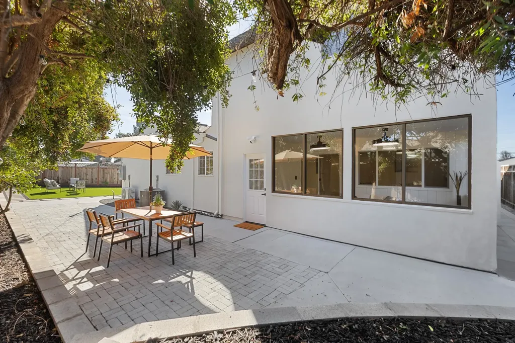 38952 Emrol Avenue Fremont CA 94536