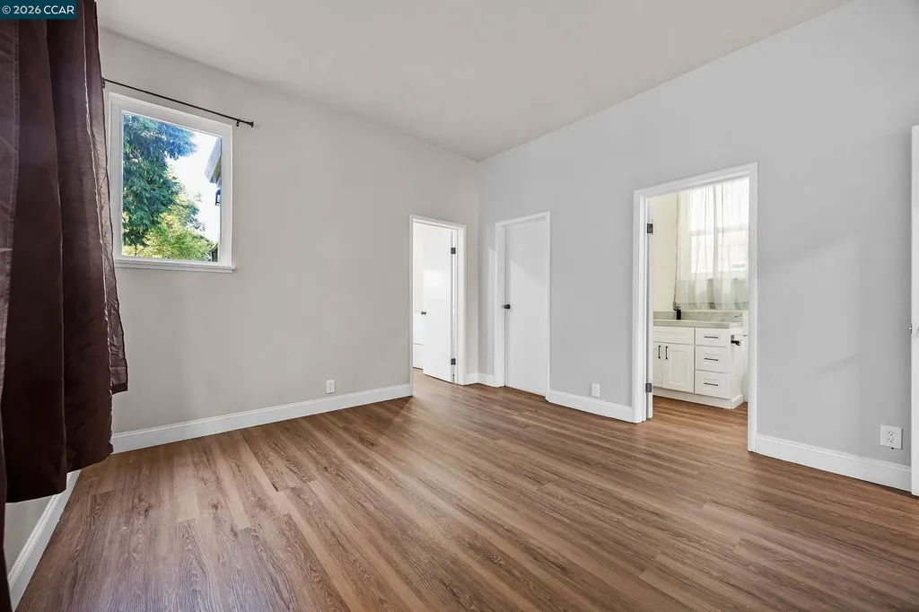 1923 West Street Oakland CA 94612