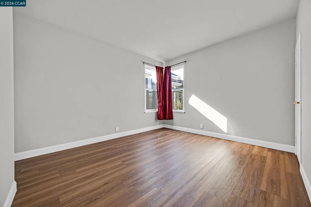 1923 West Street Oakland CA 94612