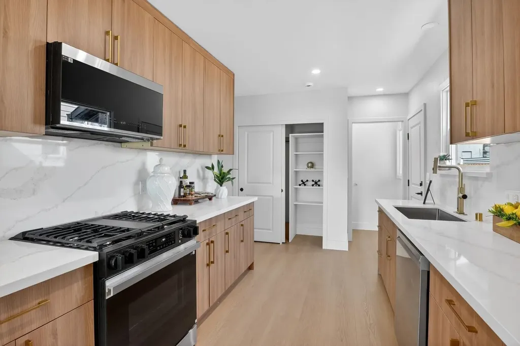 356 Belleview Drive San Leandro CA 94577