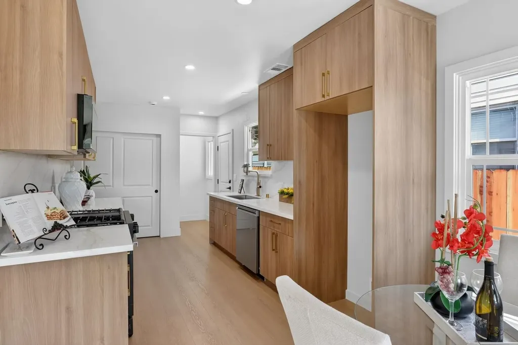 356 Belleview Drive San Leandro CA 94577