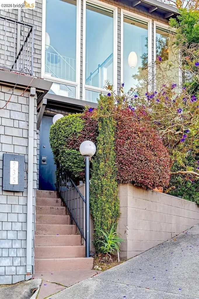 935 Grizzly Peak Boulevard Berkeley CA 94708