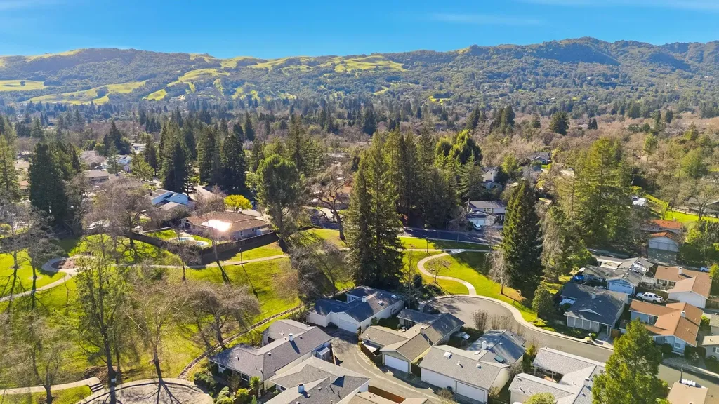 851 Luz Court Danville CA 94526