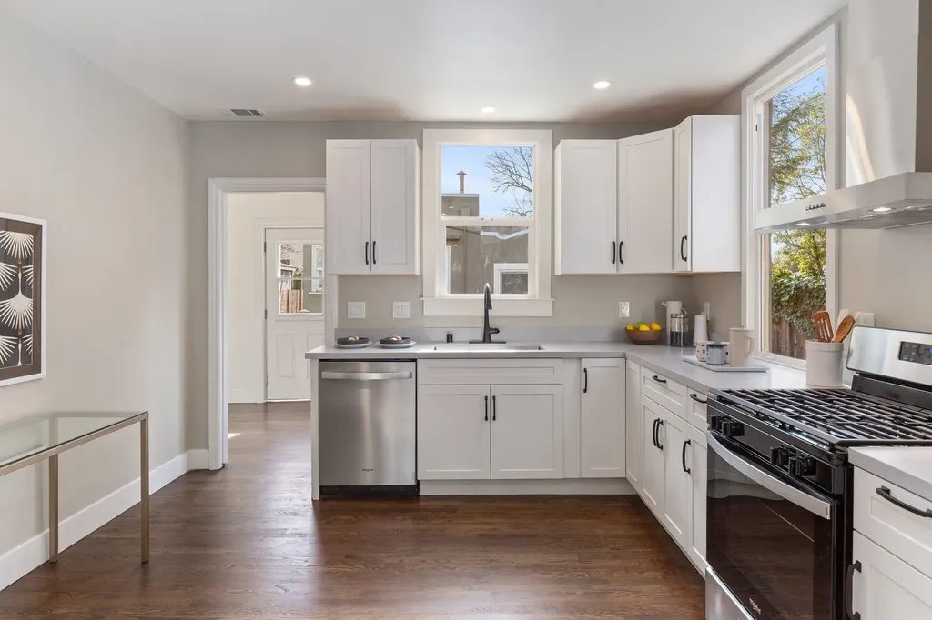 1512 Hearst Avenue Berkeley CA 94703