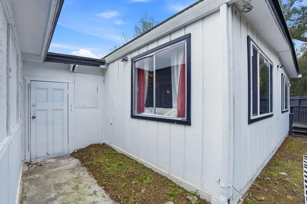 142 Ann Court Vallejo CA 94590