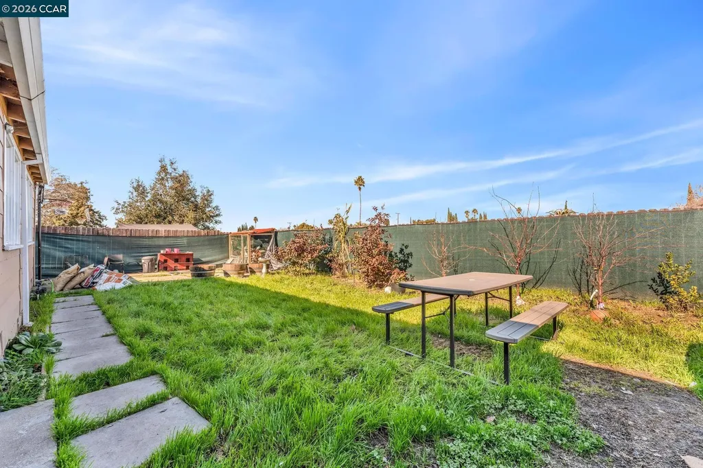 104 Alvarado Avenue Pittsburg CA 94565