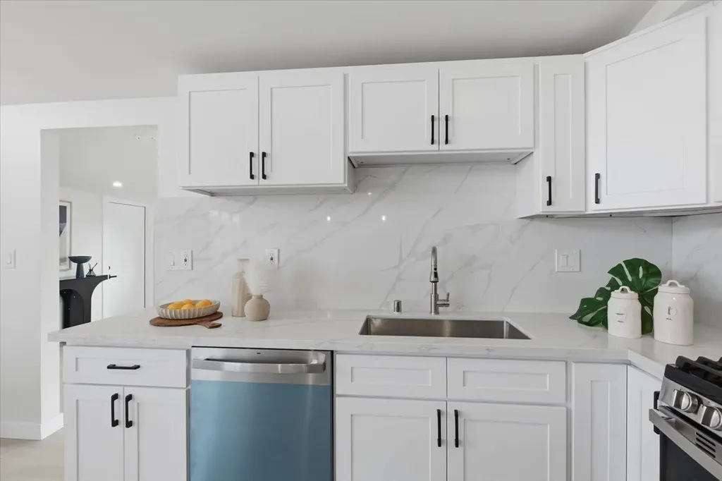 27707 La Porte Avenue Hayward CA 94545