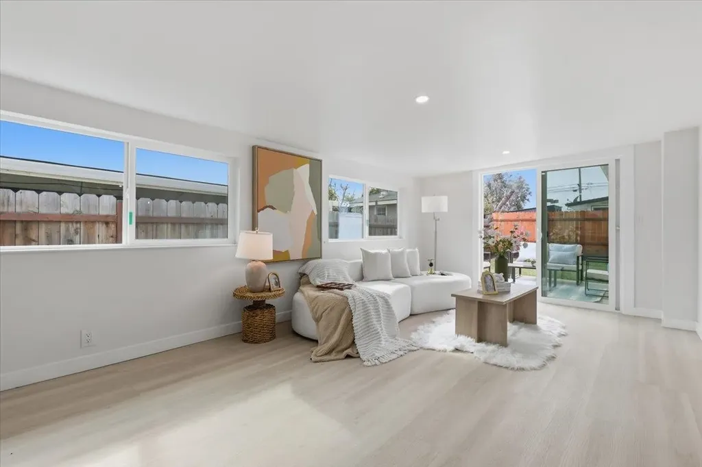 27707 La Porte Avenue Hayward CA 94545