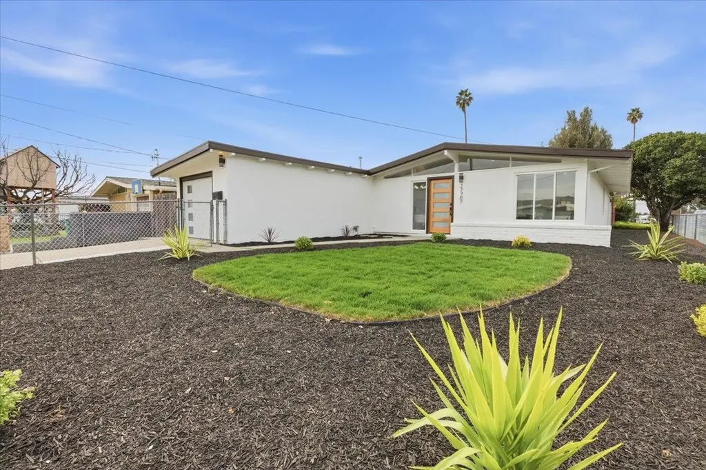 27707 La Porte Avenue Hayward CA 94545