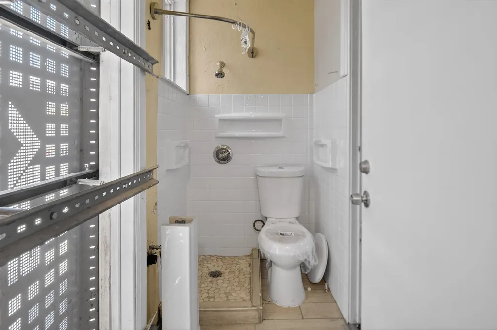 2407 66th Avenue Oakland CA 94605