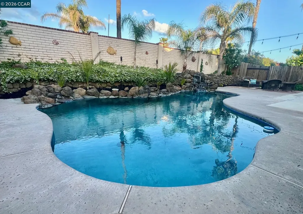 2337 Newport Place South Discovery Bay CA 94505