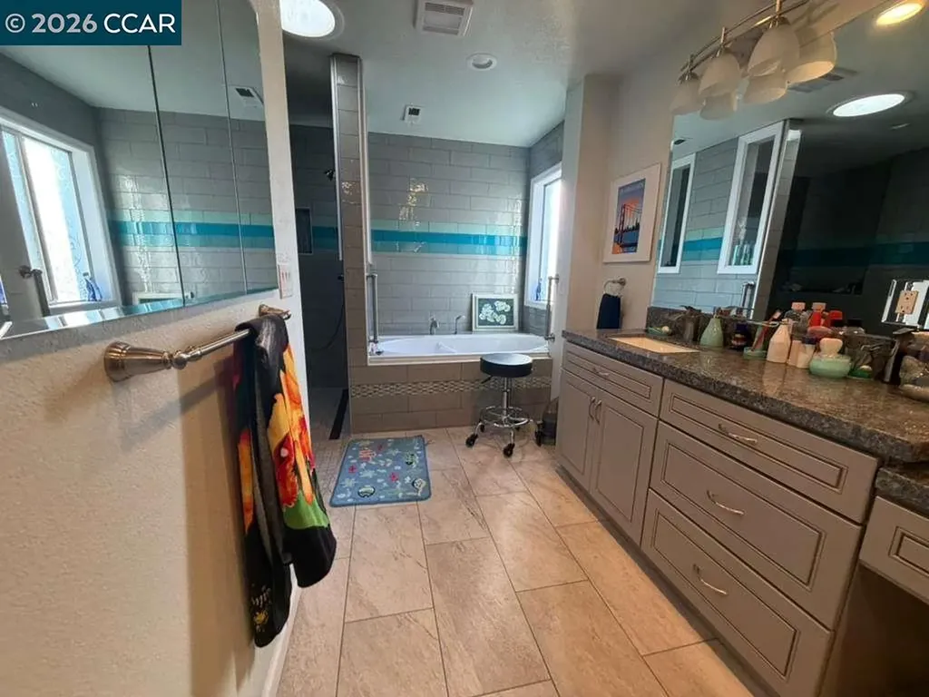 4 Deer Hill Court Pittsburg CA 94565