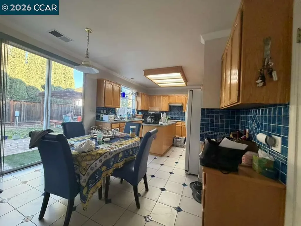 4 Deer Hill Court Pittsburg CA 94565