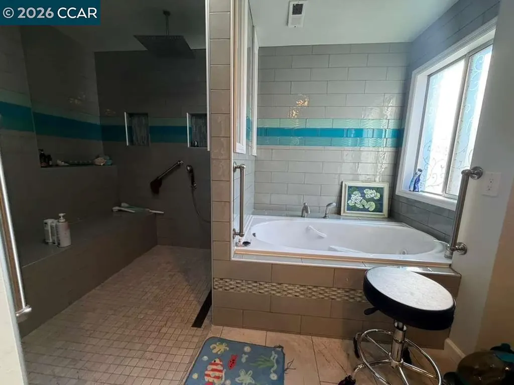 4 Deer Hill Court Pittsburg CA 94565