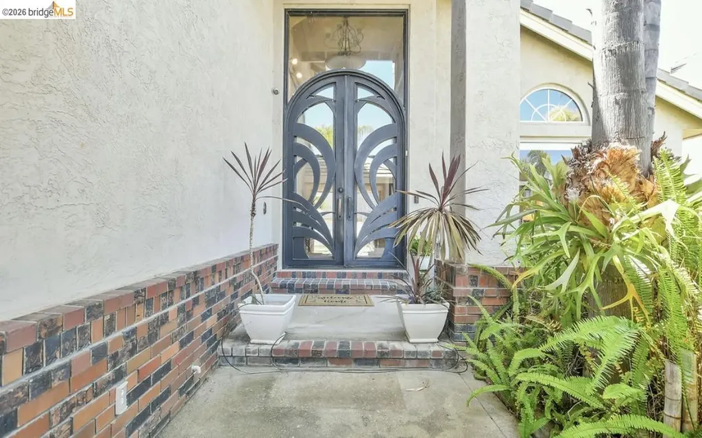 5090 Double Point Way Discovery Bay CA 94505