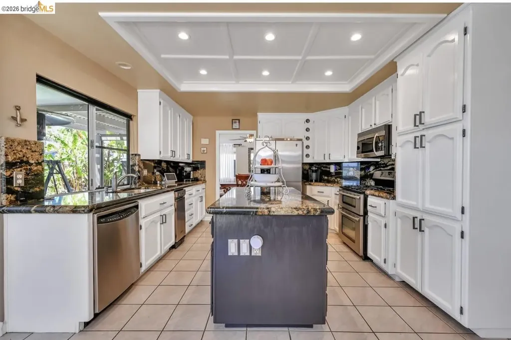 5090 Double Point Way Discovery Bay CA 94505