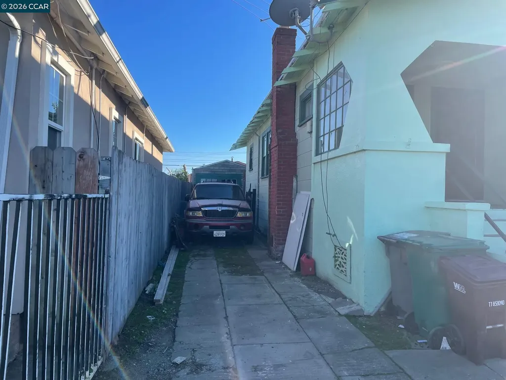 1332 103rd Avenue Oakland CA 94603