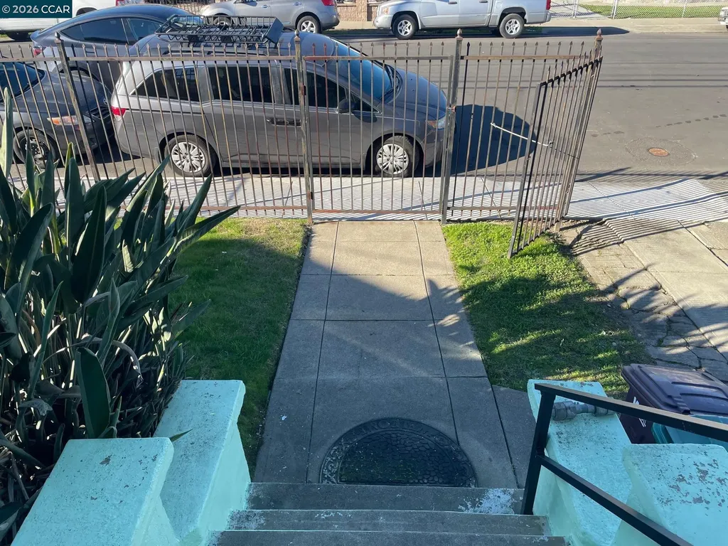 1332 103rd Avenue Oakland CA 94603