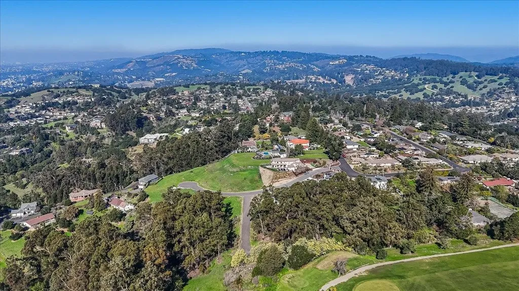 6 Turner Court Oakland CA 94605