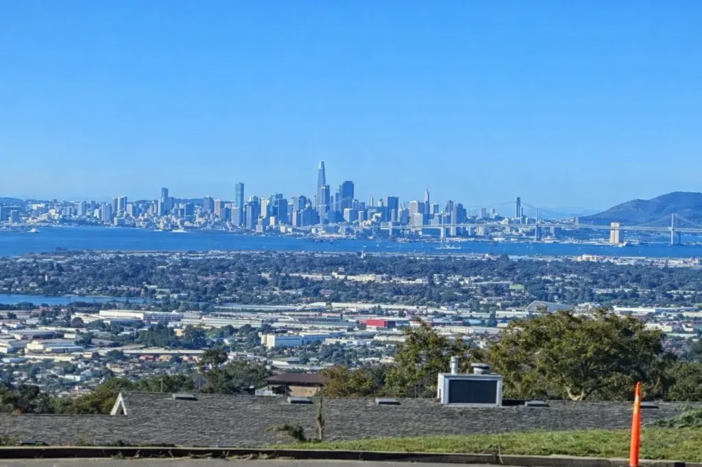 6 Turner Court Oakland CA 94605