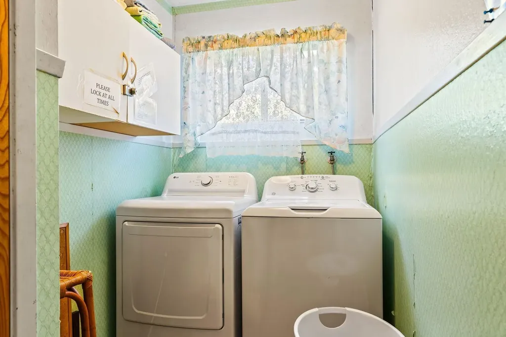 674 Gleneagle Avenue Hayward CA 94544