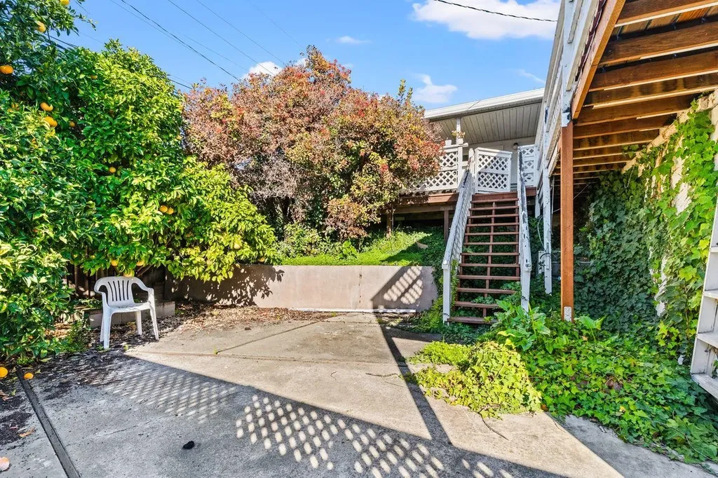 674 Gleneagle Avenue Hayward CA 94544