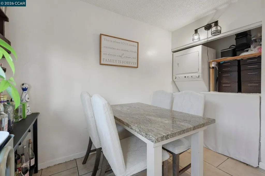14 El Capitan Lane Antioch CA 94509