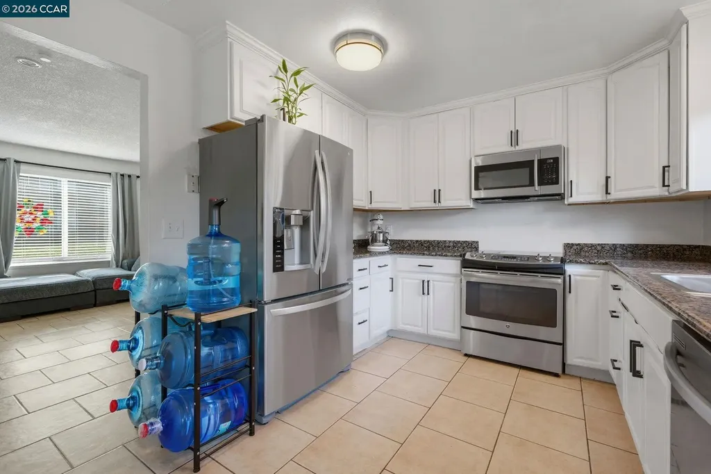 14 El Capitan Lane Antioch CA 94509