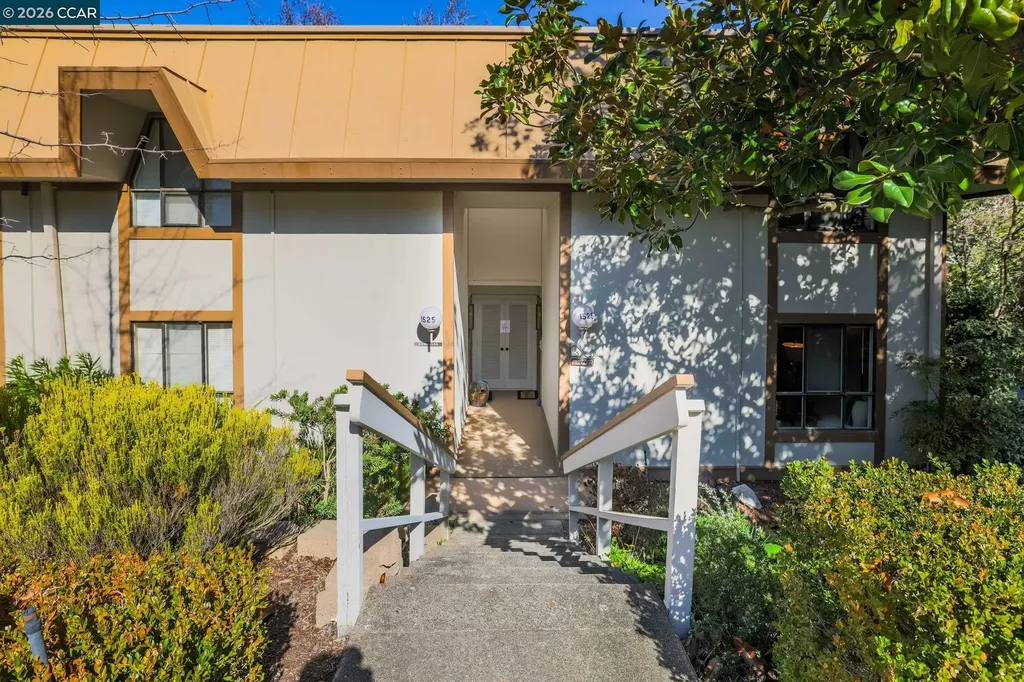 1525 Canyonwood Court Walnut Creek CA 94595
