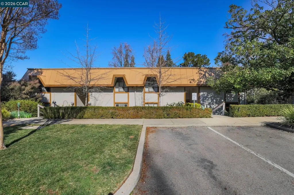 1525 Canyonwood Court Walnut Creek CA 94595