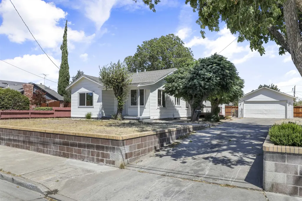 1925 Alpha Way Antioch CA 94509