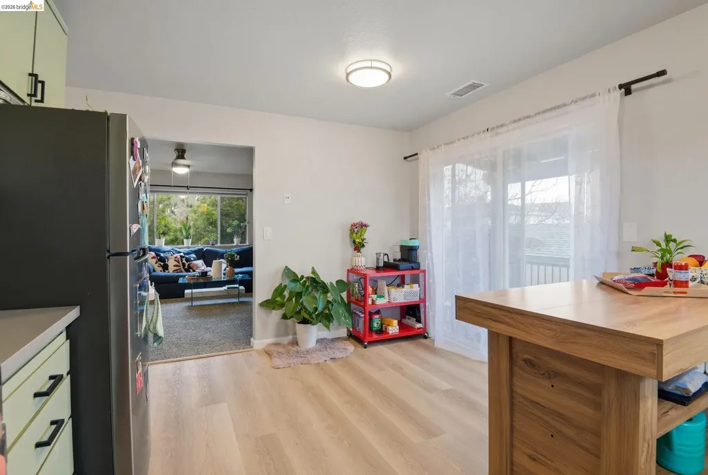 2155 Chestnut Street Livermore CA 94551