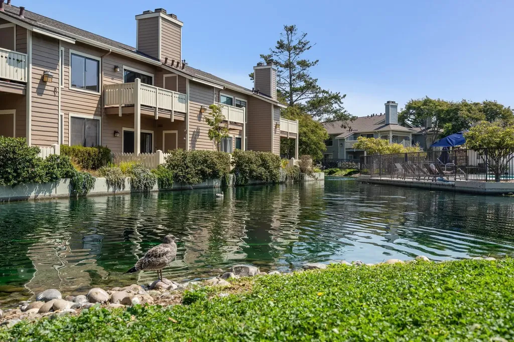 79 Lakeshore Court Richmond CA 94804
