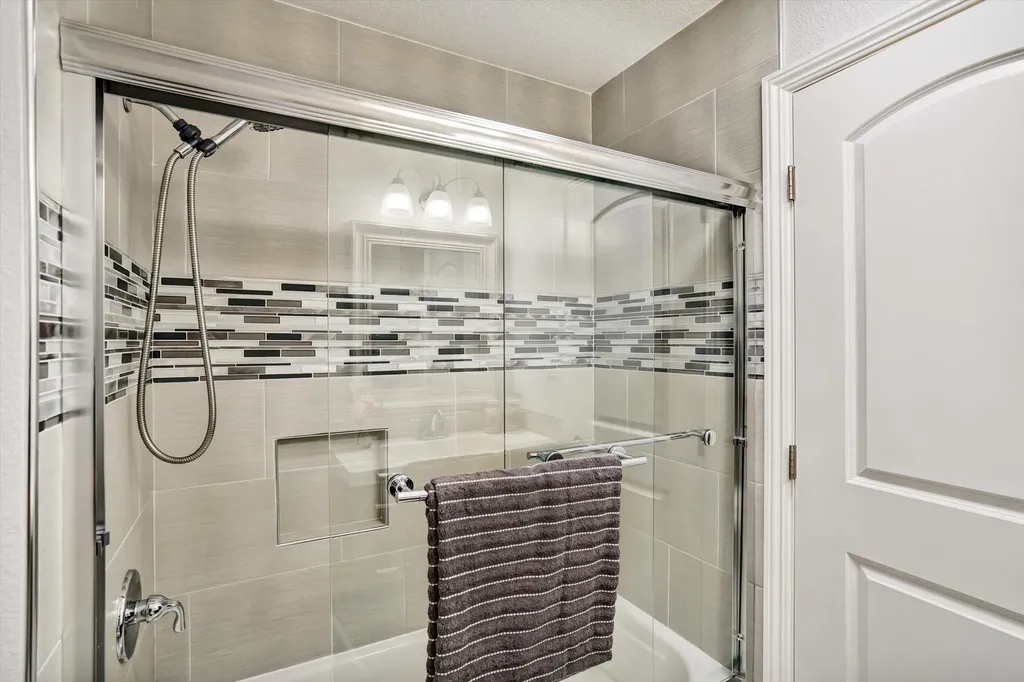 13921 Tahiti Road San Leandro CA 94577