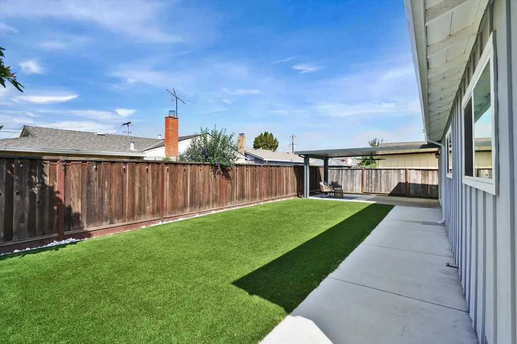 13921 Tahiti Road San Leandro CA 94577