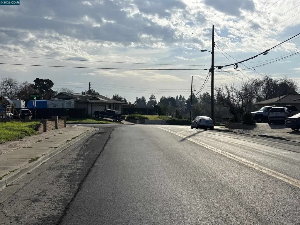 1304 13th Street Antioch CA 94509