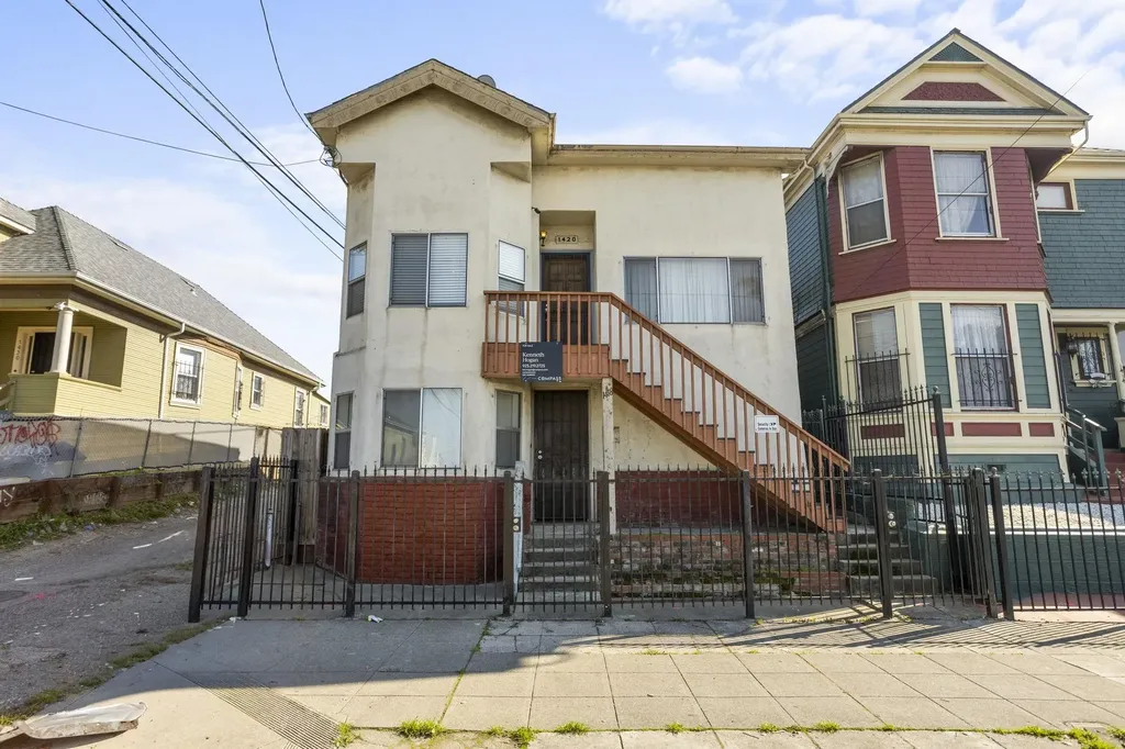 1418 15th Oakland CA 94606