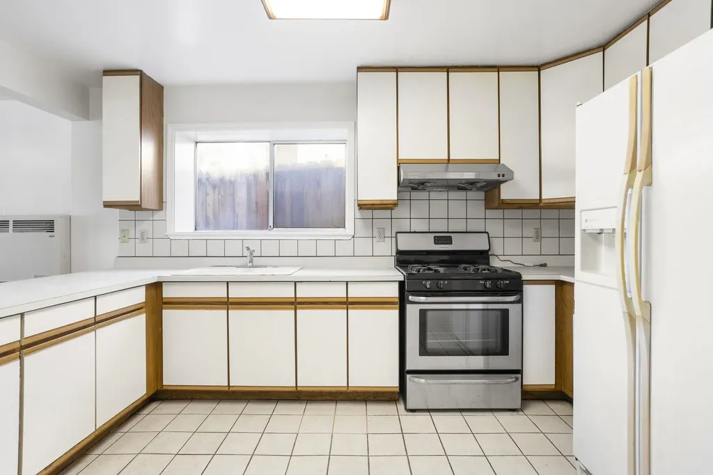 1418 15th Oakland CA 94606