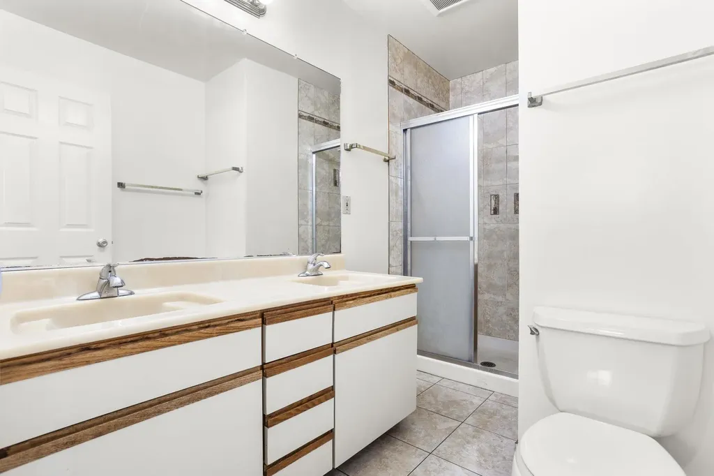 1418 15th Oakland CA 94606
