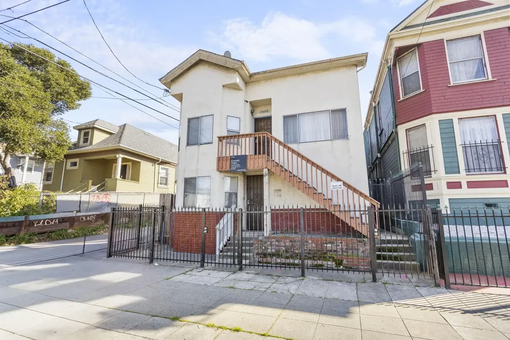 1418 15th Oakland CA 94606
