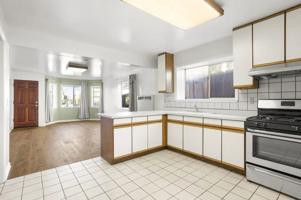 1418 15th Oakland CA 94606