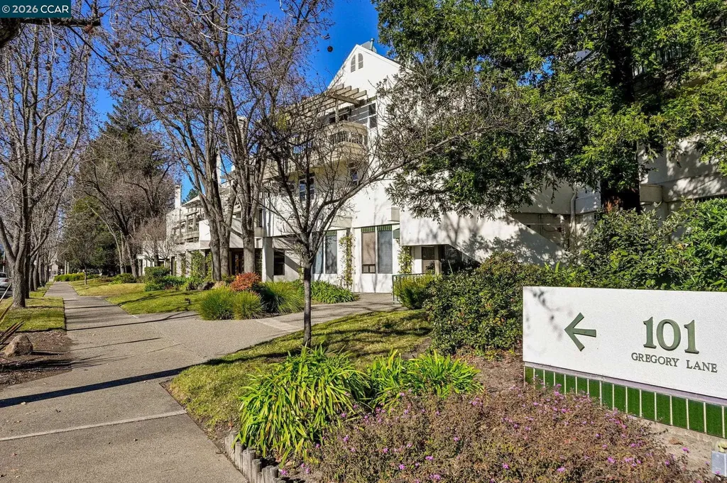 101 Gregory Lane #41 Pleasant Hill CA 94523