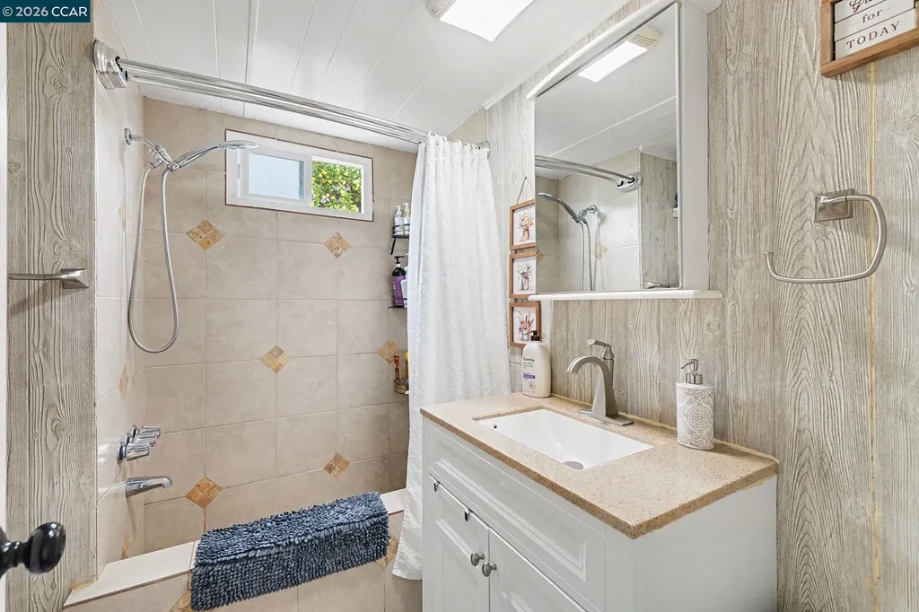 75 E Bolton Road Oakley CA 94561