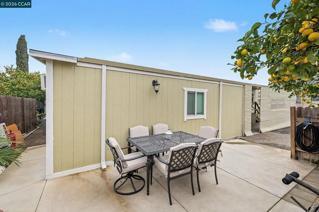 75 E Bolton Road Oakley CA 94561