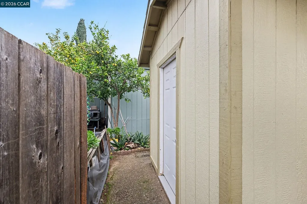 75 E Bolton Road Oakley CA 94561