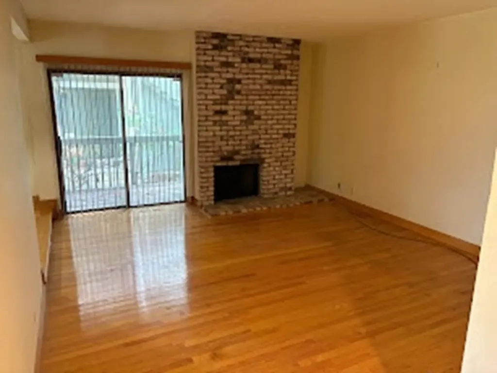 8781 Mountain Boulevard Oakland CA 94605