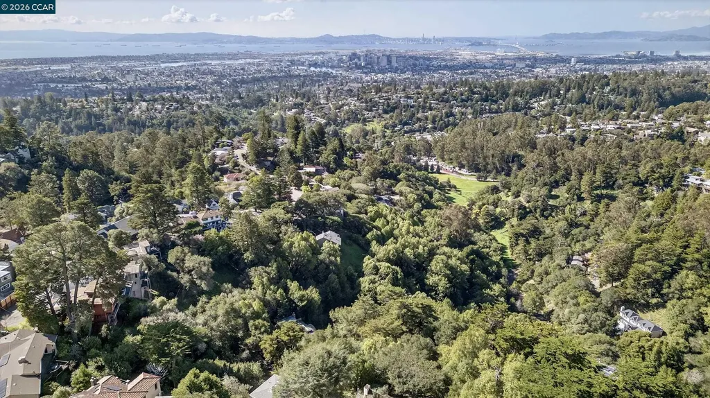 6030 Girvin Drive Oakland CA 94611