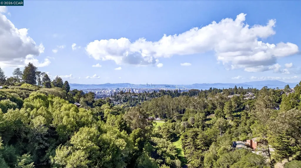 6030 Girvin Drive Oakland CA 94611
