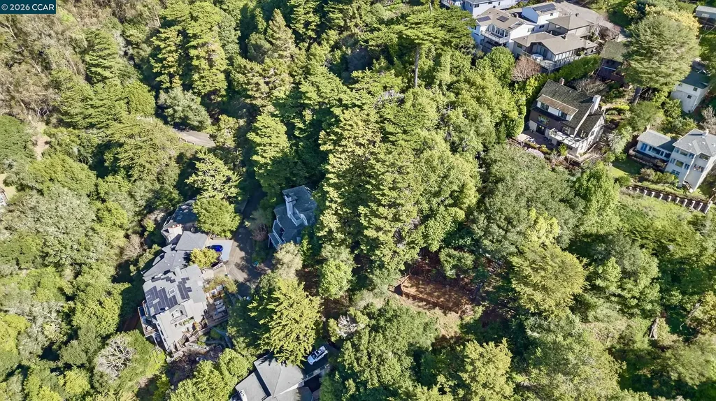 6030 Girvin Drive Oakland CA 94611